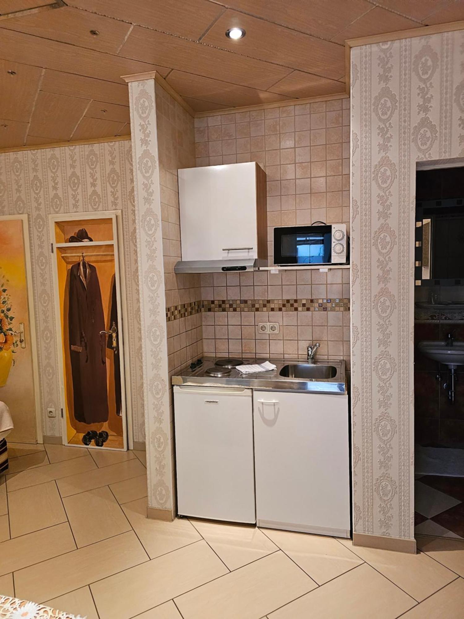 Hotel Tenne Фирнхайм Екстериор снимка