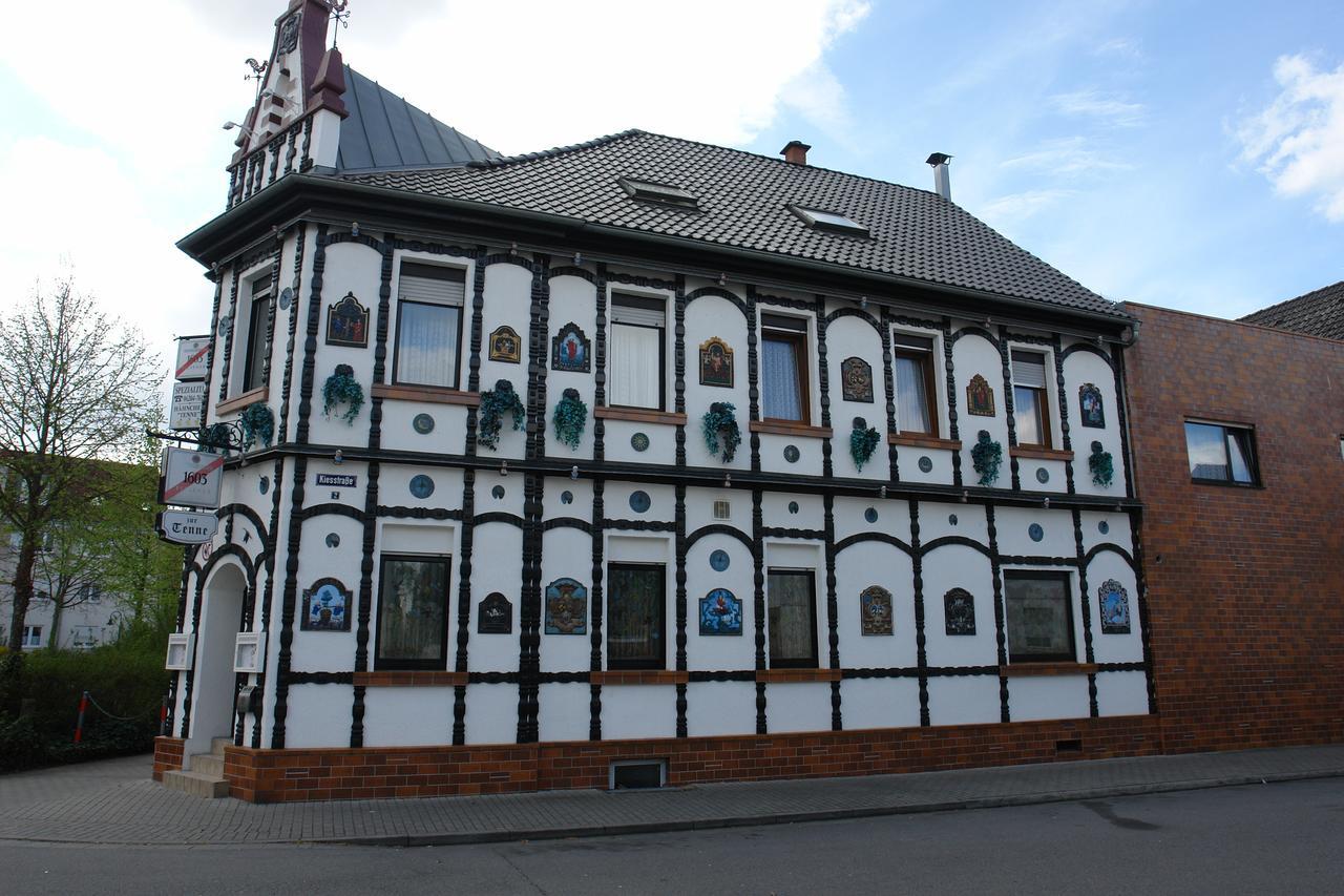 Hotel Tenne Фирнхайм Екстериор снимка
