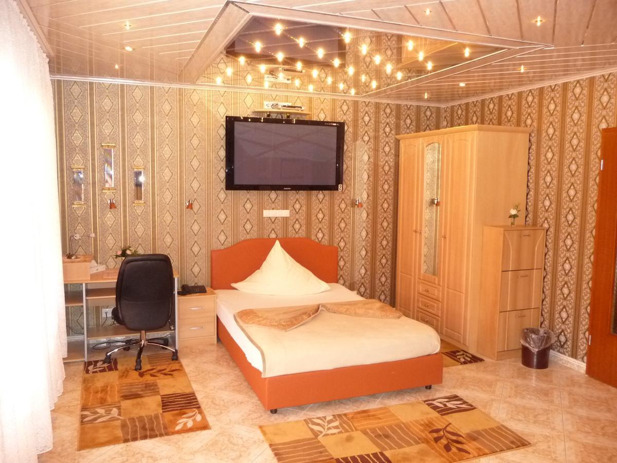 Hotel Tenne Фирнхайм Екстериор снимка