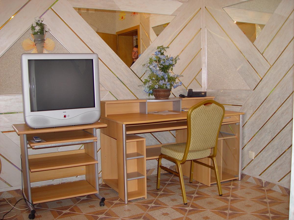 Hotel Tenne Фирнхайм Екстериор снимка