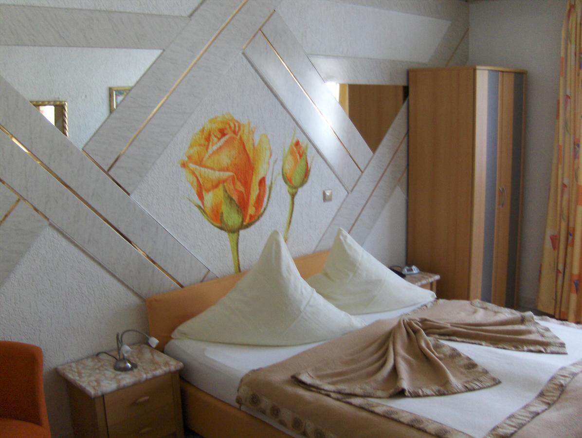 Hotel Tenne Фирнхайм Екстериор снимка