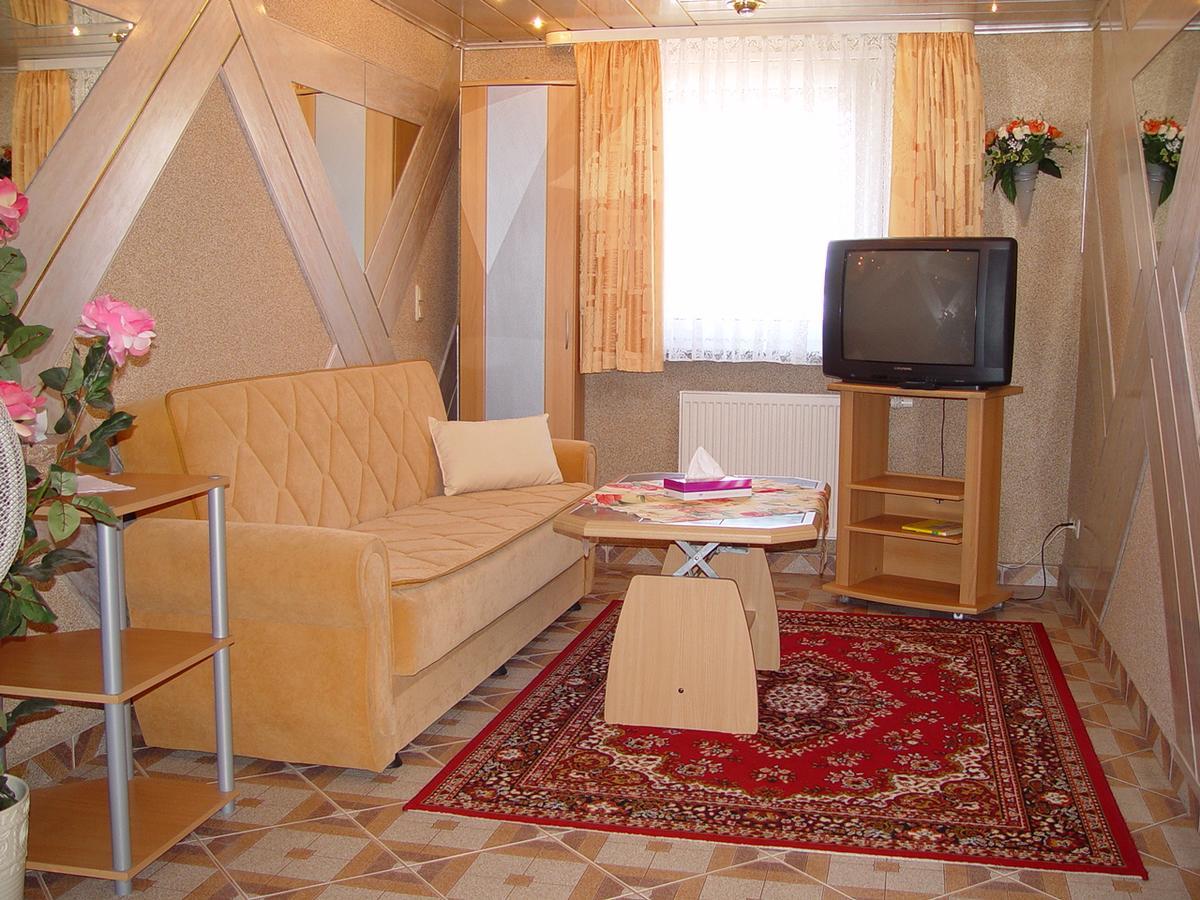 Hotel Tenne Фирнхайм Екстериор снимка
