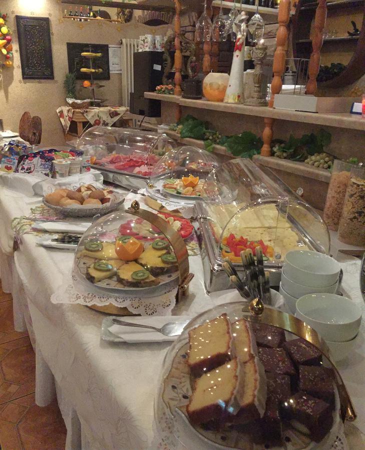 Hotel Tenne Фирнхайм Екстериор снимка