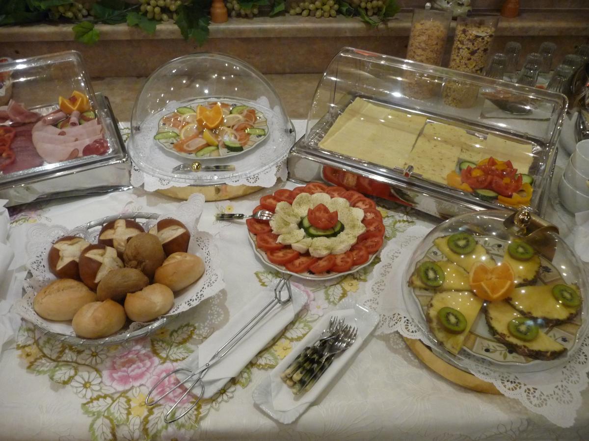 Hotel Tenne Фирнхайм Екстериор снимка
