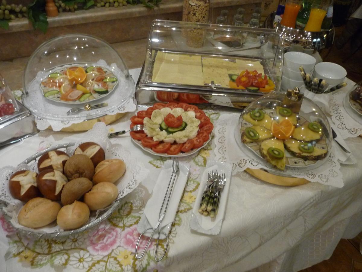 Hotel Tenne Фирнхайм Екстериор снимка